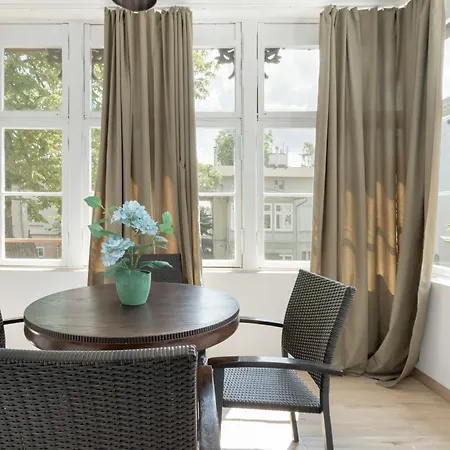 Stylowe W Sopocie Z Parkingiem Tylko 8 Minut Spaceru Od Morza By Renters Apartment